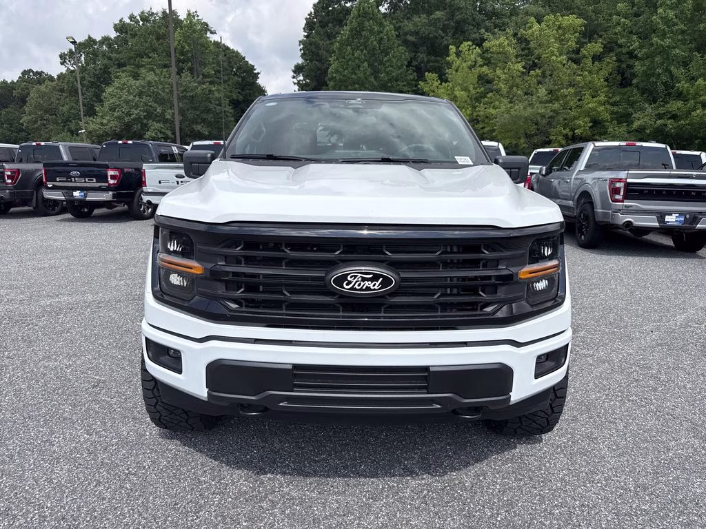 2026 Oxford White Ford F-150 XLT 4X4 Truck