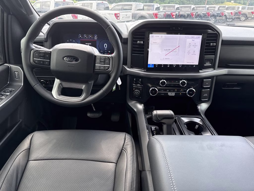2026 Oxford White Ford F-150 XLT 4X4 Truck