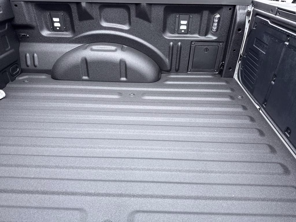 2026 Oxford White Ford F-150 XLT 4X4 Truck