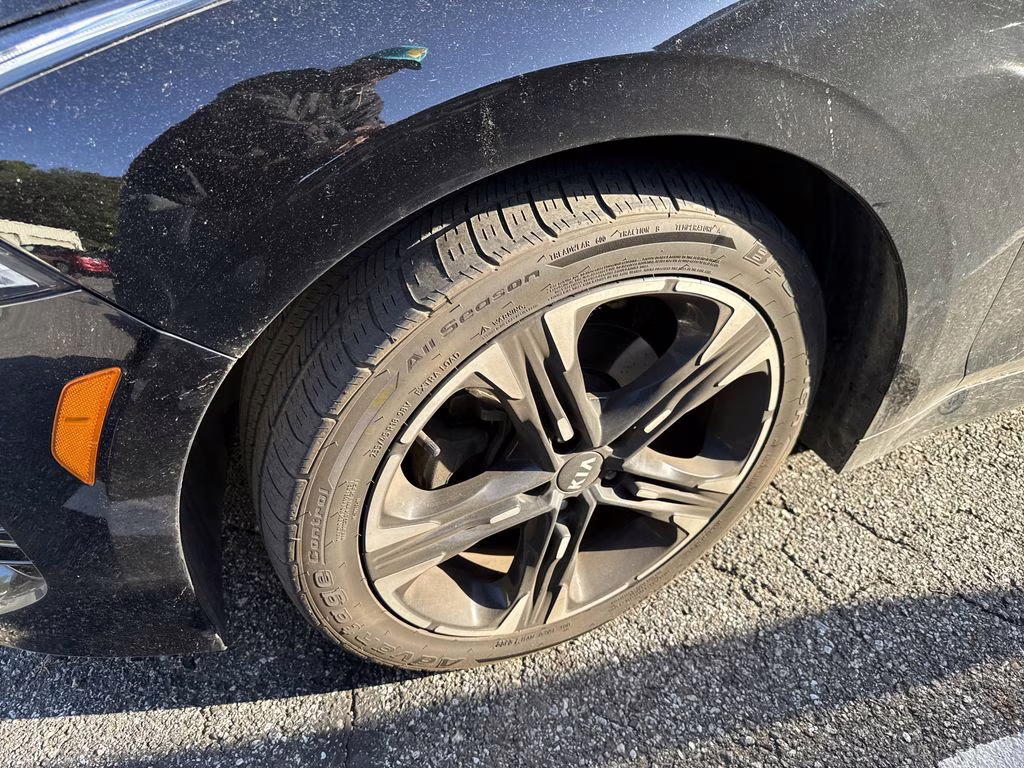 2021 Ebony Black Kia K5 GT-Line AWD Sedan