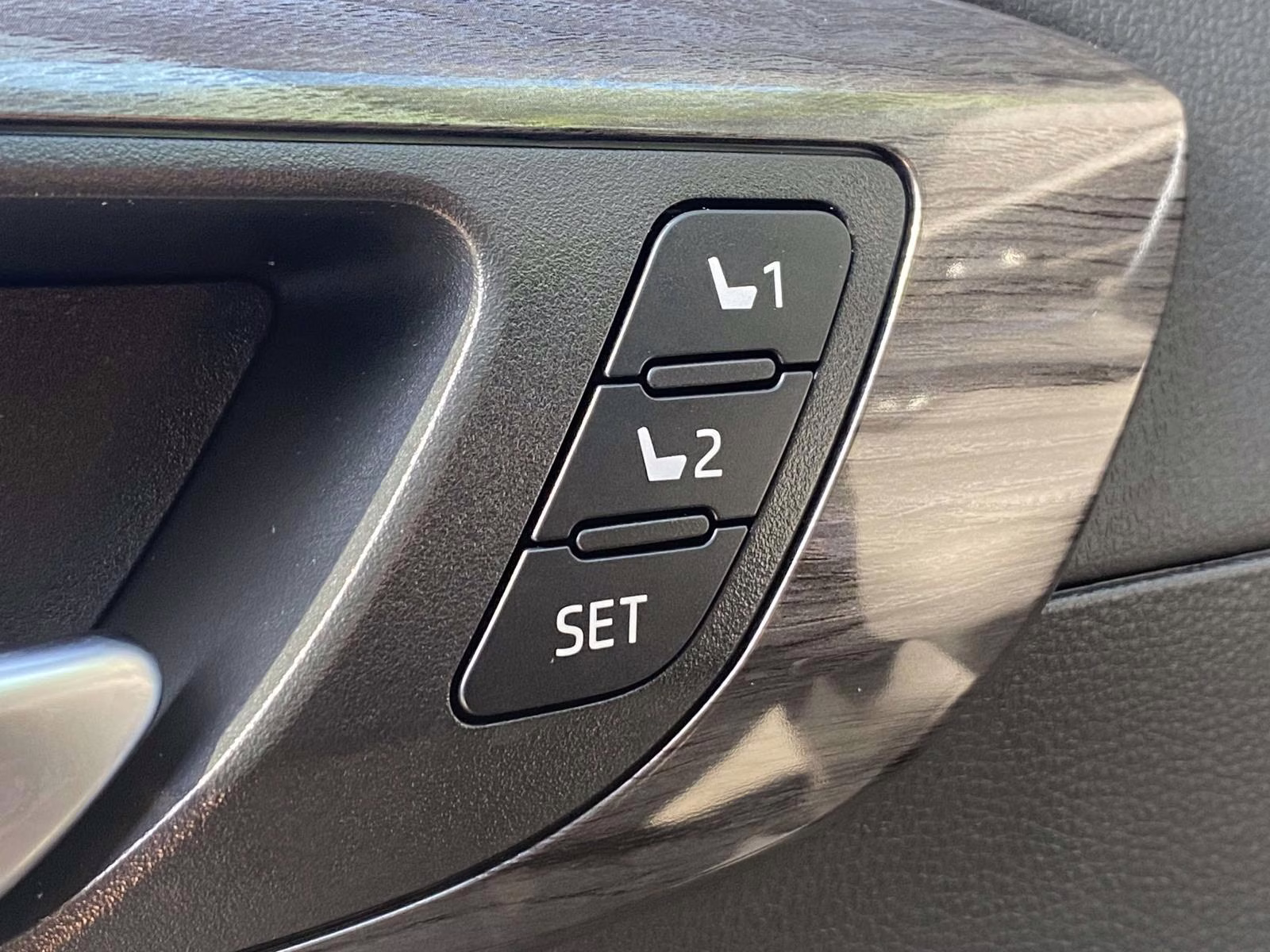 2023 Blueprint Toyota Highlander Platinum FWD SUV