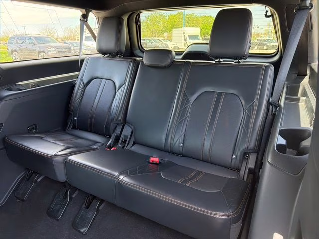 2023 Silver Metallic Ford Expedition Max Platinum 4X4 SUV