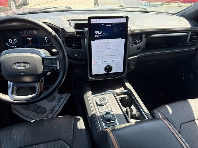 2023 Silver Metallic Ford Expedition Max Platinum 4X4 SUV