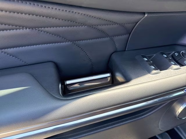 2023 Silver Metallic Ford Expedition Max Platinum 4X4 SUV