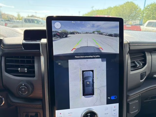 2023 Silver Metallic Ford Expedition Max Platinum 4X4 SUV