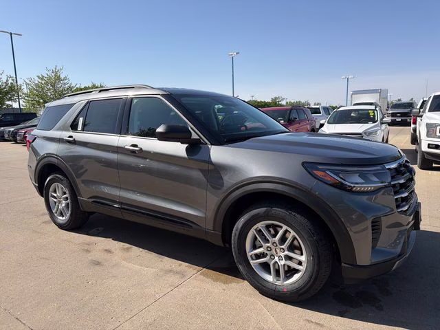 2026 Carbonized Gray Metallic Ford Explorer Active 4X4 SUV