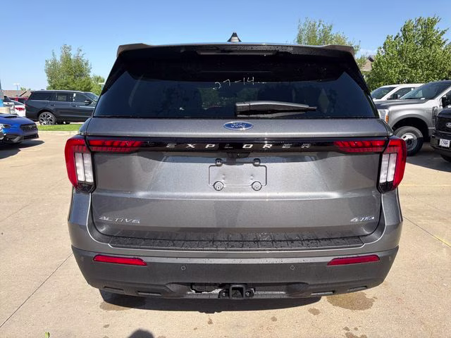 2026 Carbonized Gray Metallic Ford Explorer Active 4X4 SUV