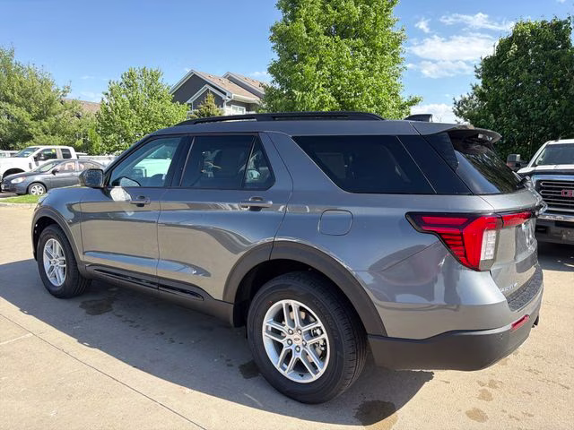 2026 Carbonized Gray Metallic Ford Explorer Active 4X4 SUV