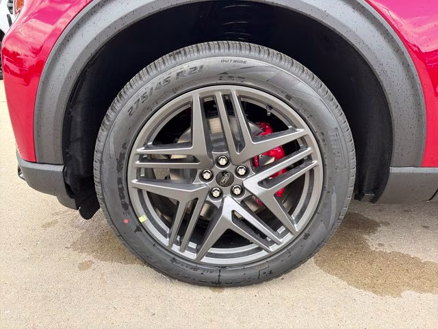 2026 Rapid Red Metallic Tinted Clearcoat Ford Explorer ST-Line 4X4 SUV