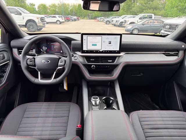 2026 Rapid Red Metallic Tinted Clearcoat Ford Explorer ST-Line 4X4 SUV