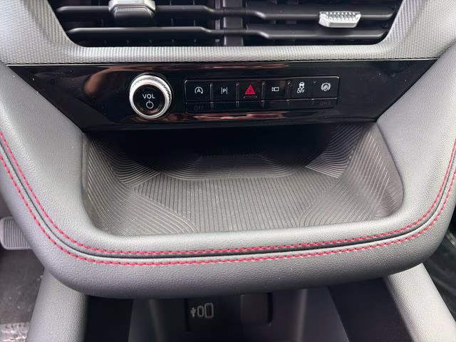 2026 Rapid Red Metallic Tinted Clearcoat Ford Explorer ST-Line 4X4 SUV