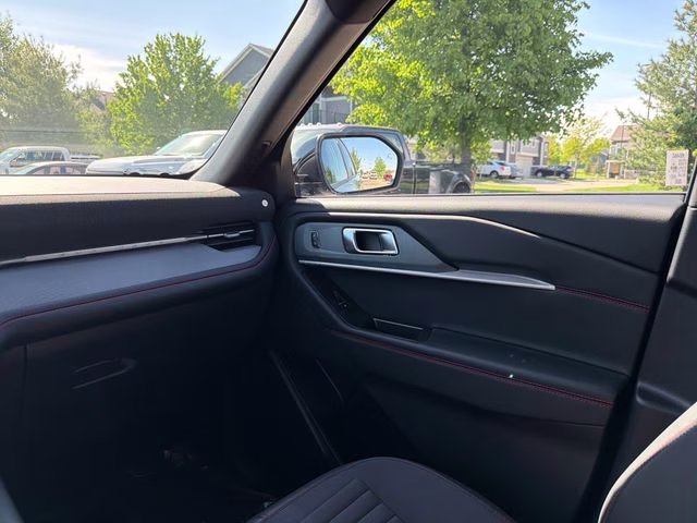 2026 Vapor Blue Metallic Ford Explorer ST-Line 4X4 SUV
