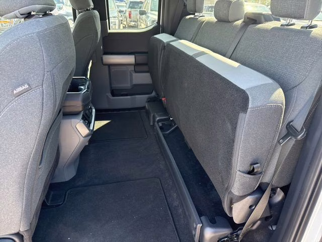 2024 Oxford White Ford F-150 XLT RWD Truck