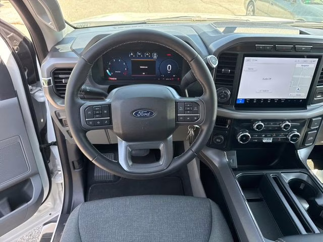 2024 Oxford White Ford F-150 XLT RWD Truck