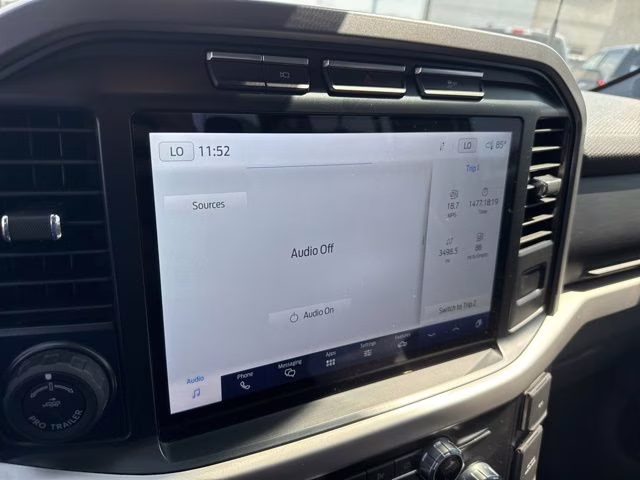 2022 Oxford White Ford F-150 XLT 4X4 Truck