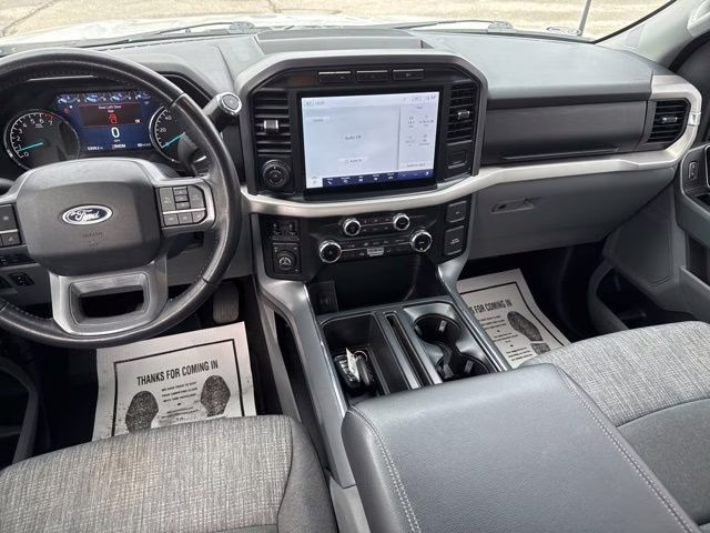 2022 Oxford White Ford F-150 XLT 4X4 Truck