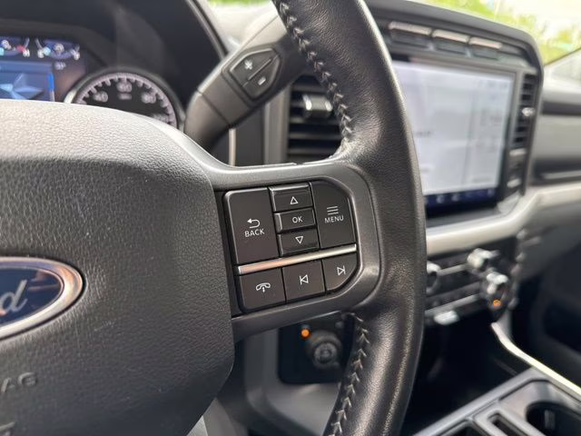 2022 Oxford White Ford F-150 XLT 4X4 Truck