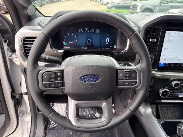 2026 White Ford F-150 Lariat 4X4 Truck