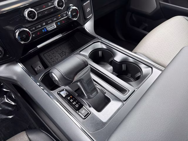 2026 White Ford F-150 Lariat 4X4 Truck