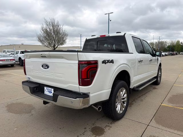 2026 White Ford F-150 Lariat 4X4 Truck