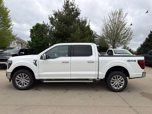 2026 White Ford F-150 Lariat 4X4 Truck