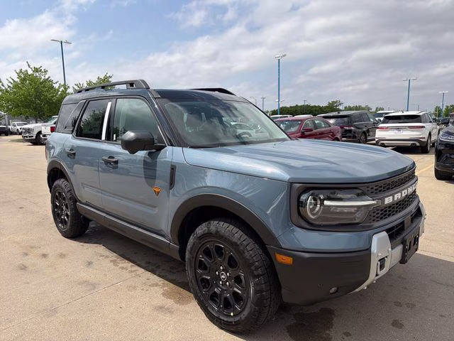 2026 Azure Gray Metallic Tri-Coat Ford Bronco Sport Badlands 4X4 SUV