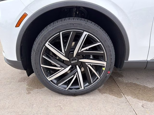 2026 Pristine White Metallic Tri-Coat Lincoln Aviator Reserve AWD SUV