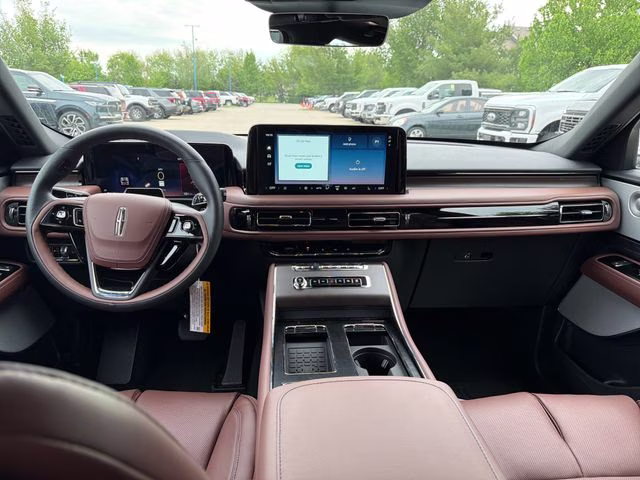 2026 Pristine White Metallic Tri-Coat Lincoln Aviator Reserve AWD SUV