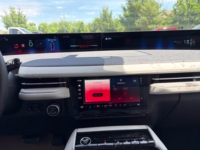 2026 Star White Metallic Tri-Coat Lincoln Navigator L Reserve 4X4 SUV