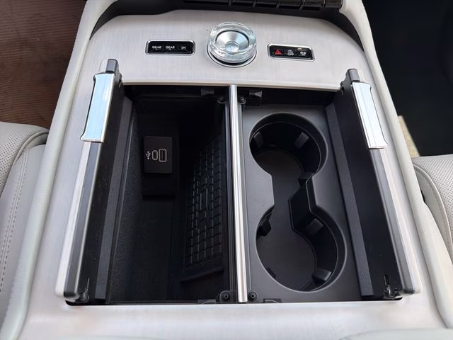 2026 Star White Metallic Tri-Coat Lincoln Navigator L Reserve 4X4 SUV