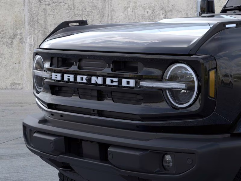 2026 Shadow Black Ford Bronco Outer Banks 4X4 SUV
