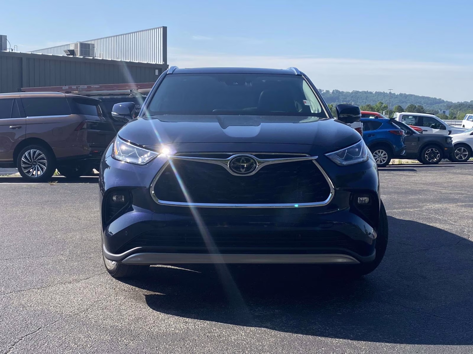 2023 Blueprint Toyota Highlander Platinum FWD SUV