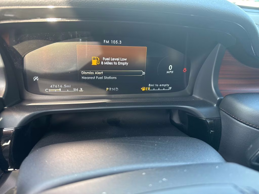 2023 Silver Radiance Metallic Clearcoat Lincoln Aviator Reserve RWD SUV