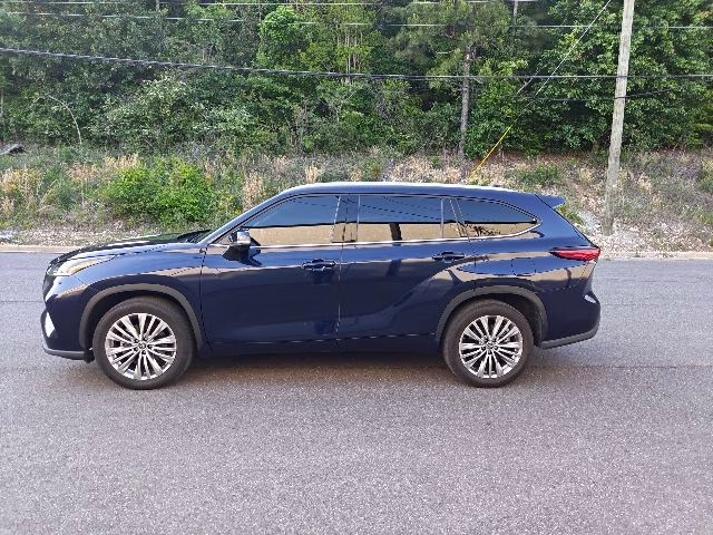 2023 Blueprint Toyota Highlander Platinum FWD SUV