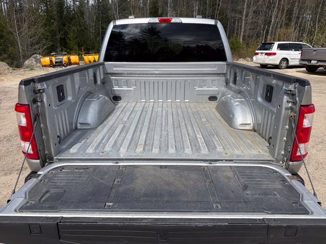 2021 Silver Metallic Ford F-150 XL 4X4 Truck