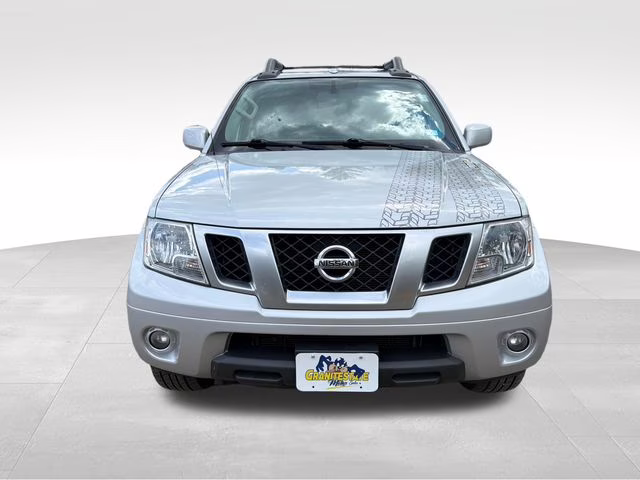 2017 Brilliant Silver Nissan Frontier PRO-4X 4X4 Truck