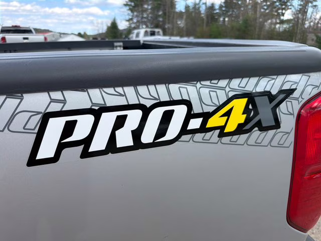 2017 Brilliant Silver Nissan Frontier PRO-4X 4X4 Truck