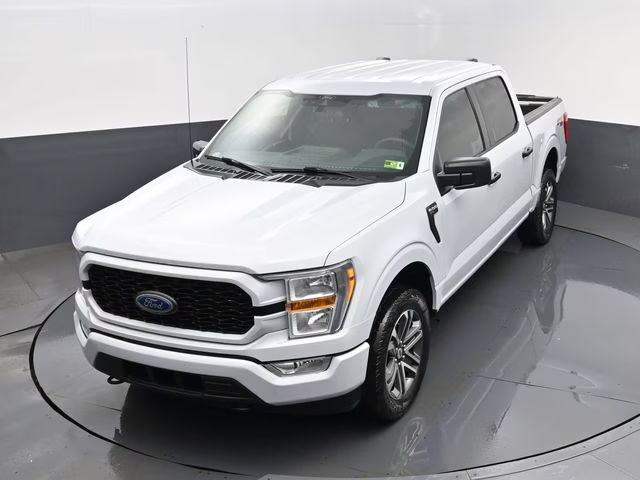 2021 White Metallic Ford F-150 XL 4X4 Truck