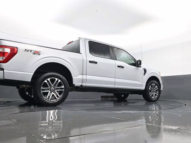 2021 White Metallic Ford F-150 XL 4X4 Truck