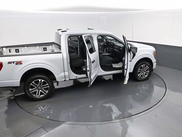 2021 White Metallic Ford F-150 XL 4X4 Truck
