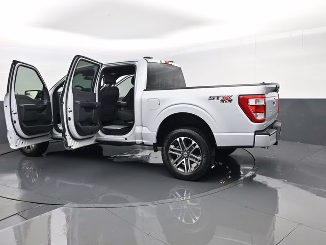 2021 White Metallic Ford F-150 XL 4X4 Truck