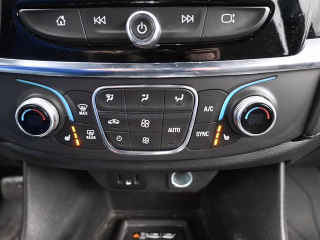 2023 Northsky Blue Metallic Chevrolet Traverse LT AWD SUV