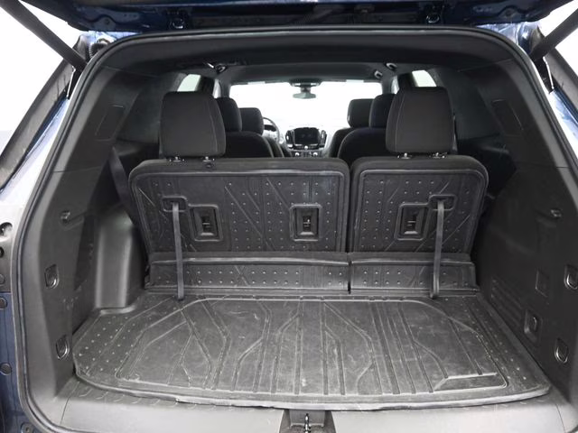 2023 Northsky Blue Metallic Chevrolet Traverse LT AWD SUV