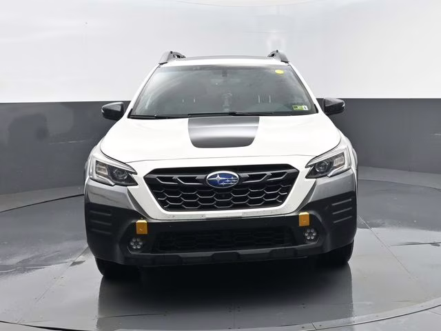 2022 Crystal White Pearl Subaru Outback Wilderness AWD SUV