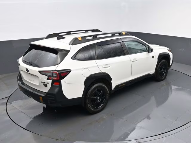 2022 Crystal White Pearl Subaru Outback Wilderness AWD SUV