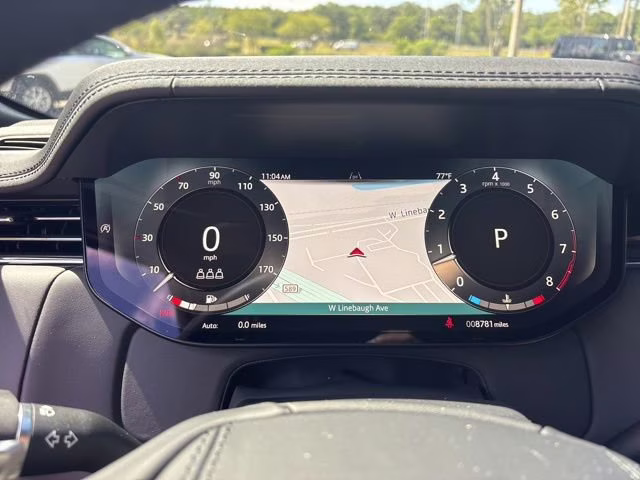 2025 Fuji White Land Rover Range Rover SE AWD SUV