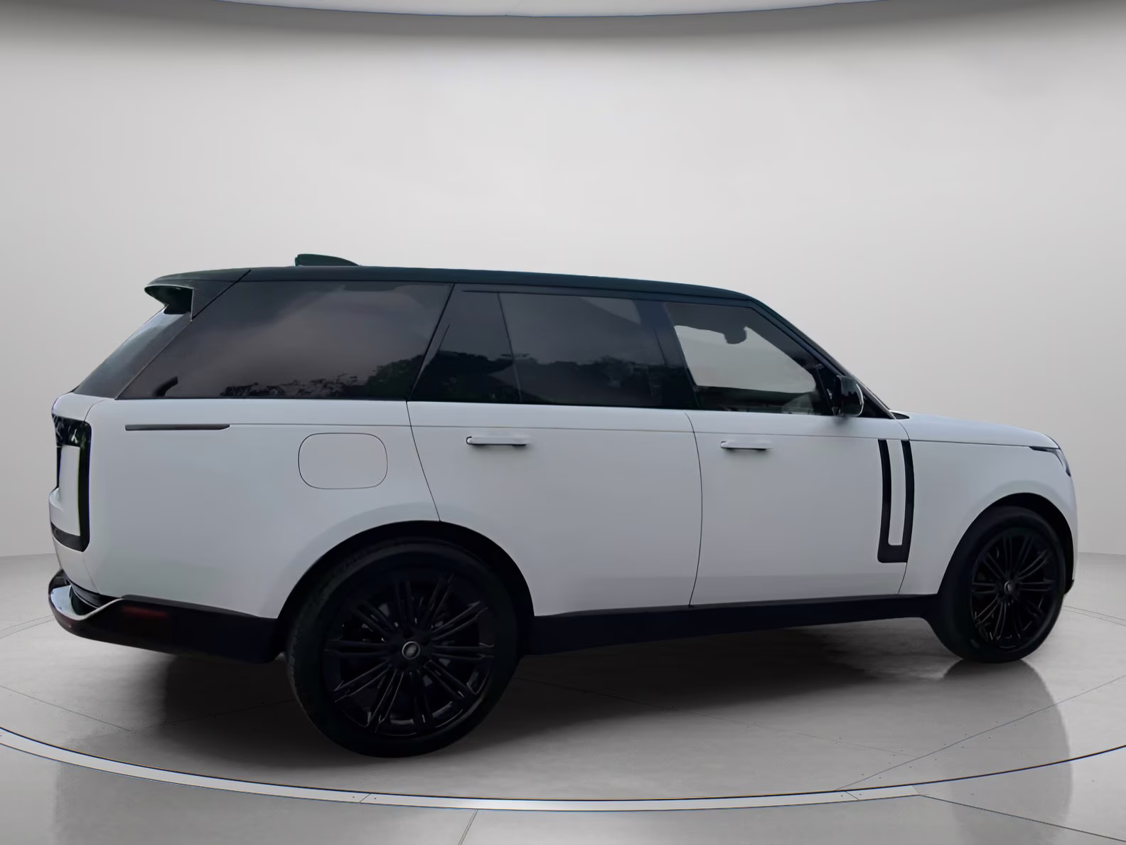 2025 Fuji White Land Rover Range Rover SE AWD SUV