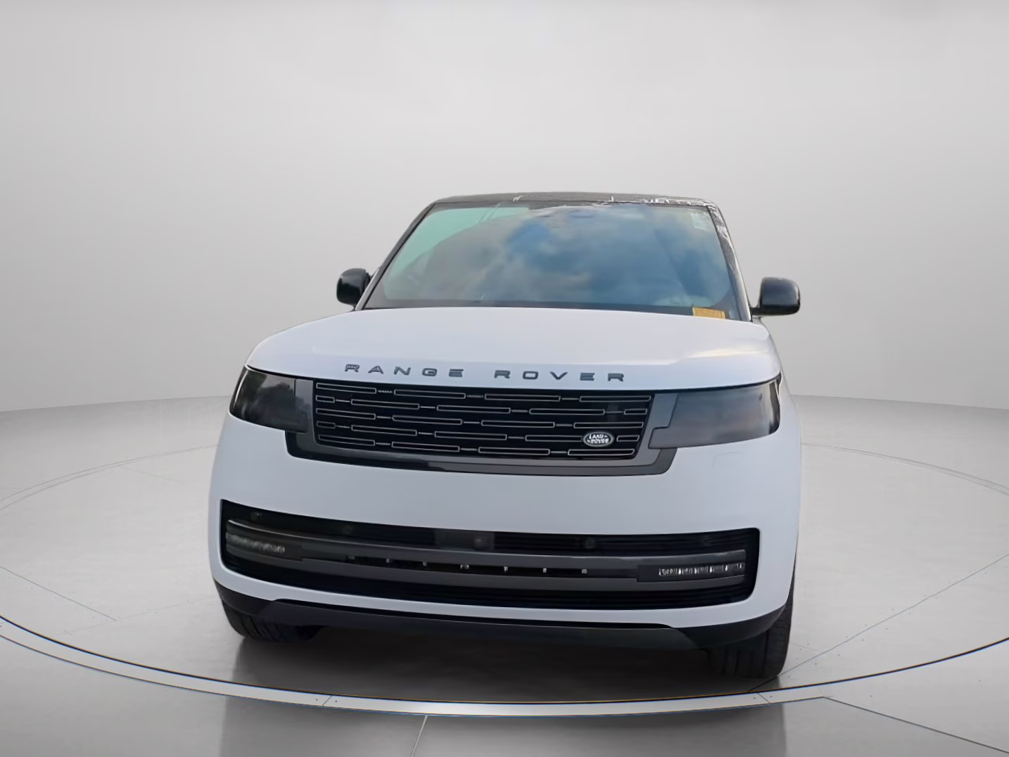 2025 Fuji White Land Rover Range Rover SE AWD SUV