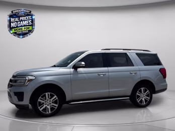2022 Silver Metallic Ford Expedition XLT RWD SUV