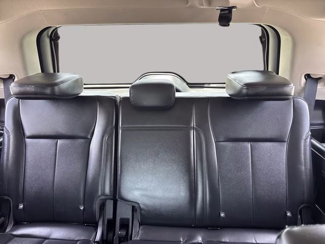 2022 Silver Metallic Ford Expedition XLT RWD SUV